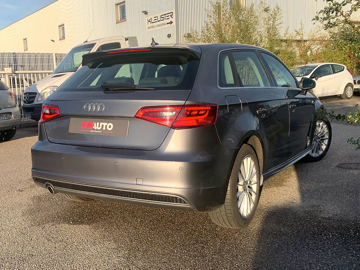 Audi A3 Sportback S-line 1.6 TDI