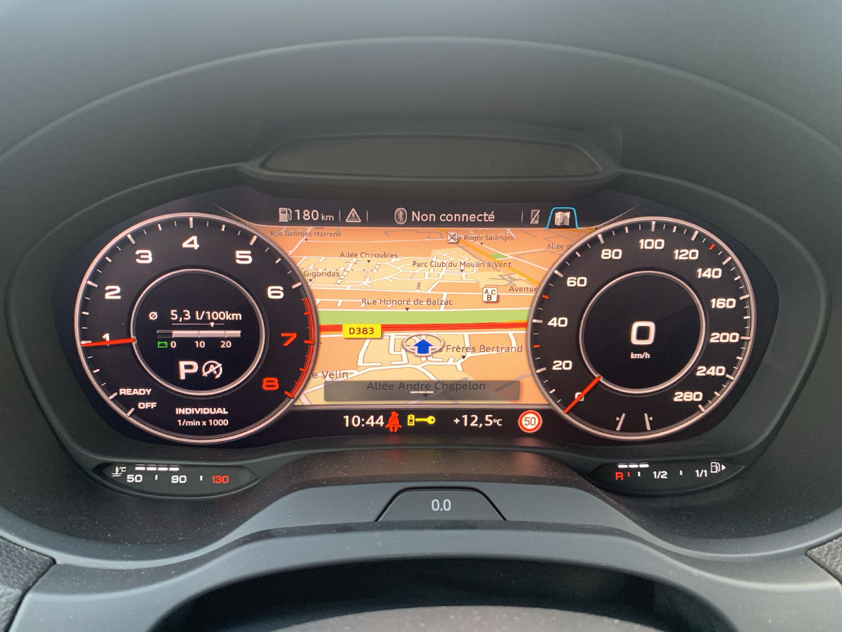 Audi A3 Sportback 35 TFSI S-Line Plus virtual cockpit
