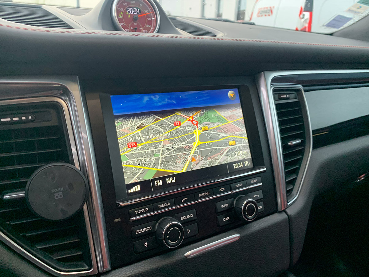 Porsche Macan S Diesel navigation