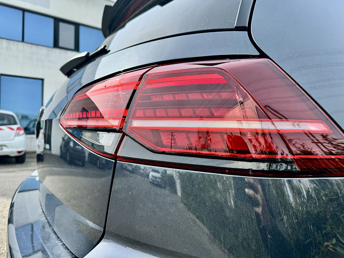Volkswagen Golf 7 GTI performance DSG7 Virtual Cockpit feux arrière à LEDS