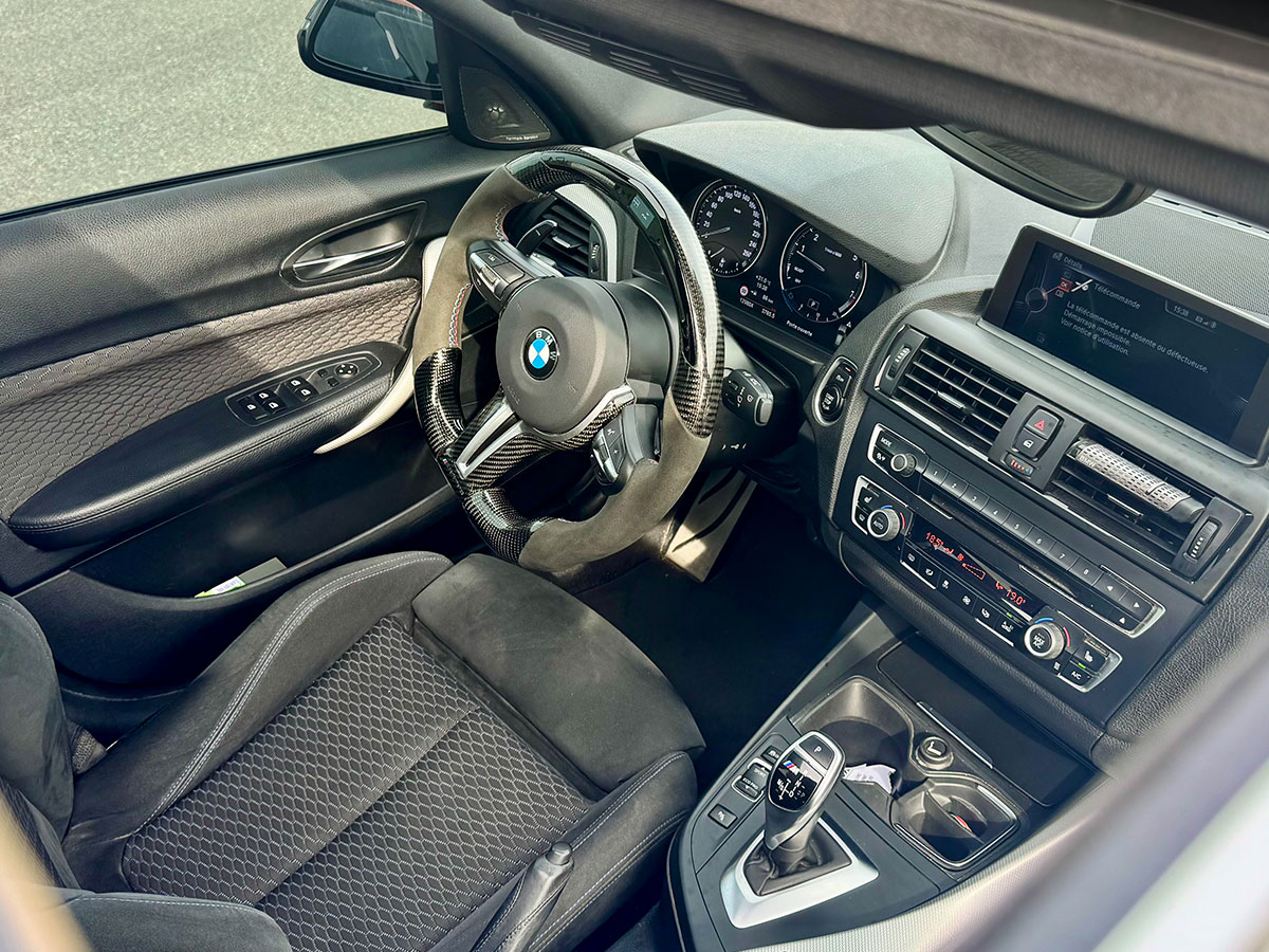 Intérieur BMW M135i F20 avec volant Shiftled