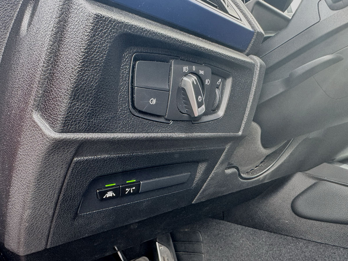 Bouton de phares automatiques BMW