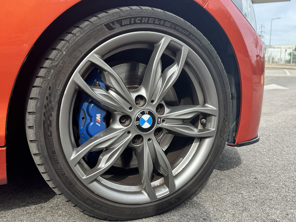 BMW M135i F20 jantes 436M avant droit
